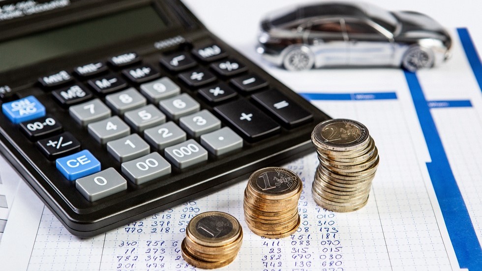 découvrez nos solutions d'assurance auto adaptées à vos besoins. protégez votre véhicule avec des garanties complètes et une assistance 24/7, tout en bénéficiant de tarifs compétitifs. comparez nos offres et faites le choix qui vous convient le mieux.
