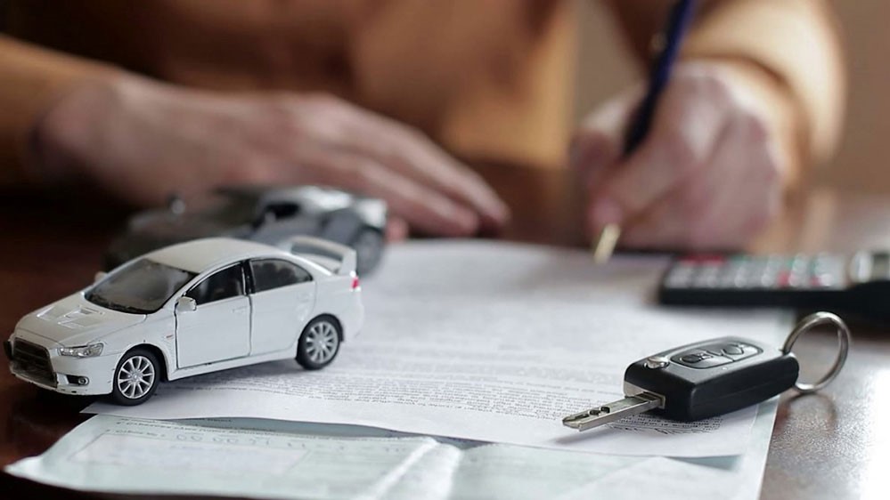 découvrez notre service d'assurance auto en ligne, simple et rapide. comparez les offres, obtenez des devis personnalisés et protégez votre véhicule en quelques clics. bénéficiez de couvertures adaptées à vos besoins et profitez de tarifs avantageux.