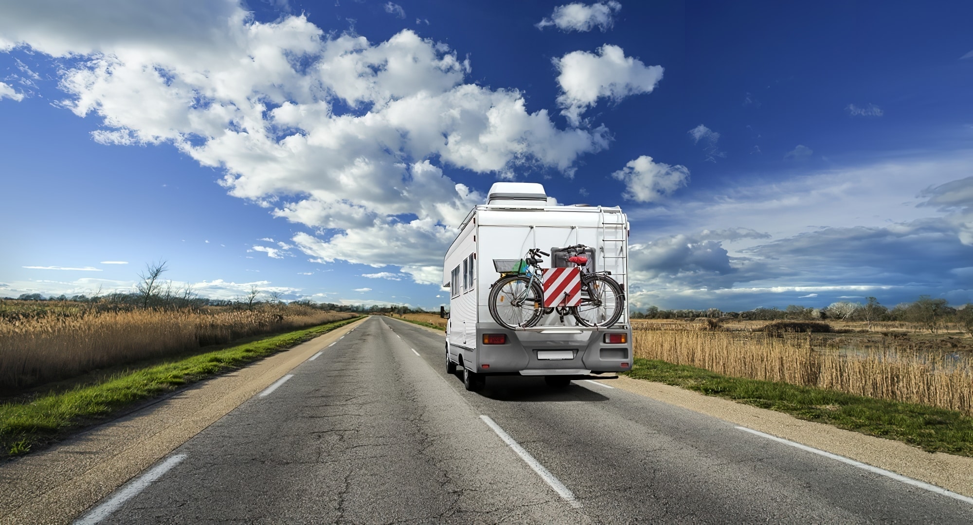 découvrez notre assurance camping-car adaptée à vos besoins, offrant une couverture complète pour protéger votre véhicule tout en voyageant en toute sérénité. profitez d'une assistance 24/7 et de garanties adaptées à votre style de vie nomade.