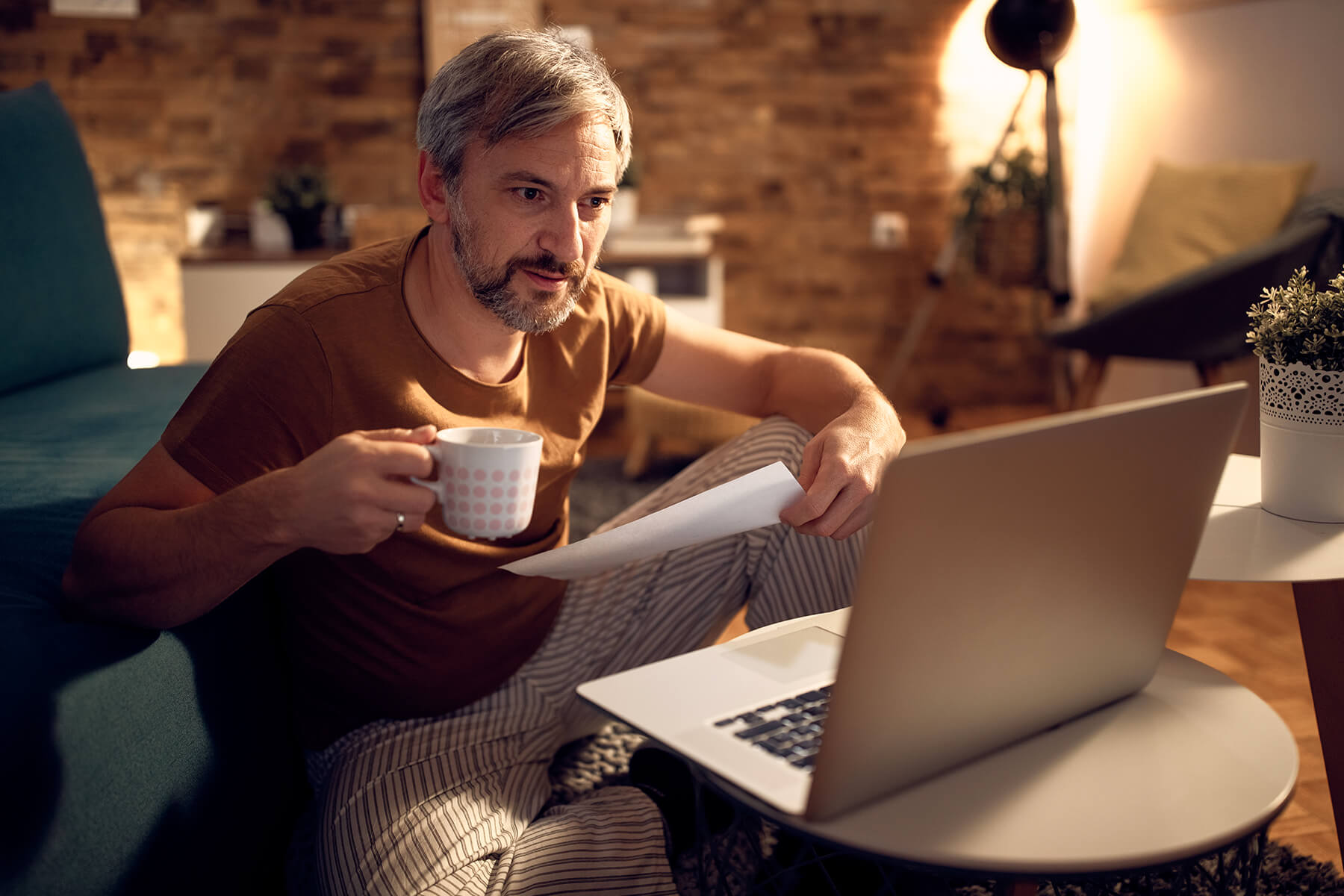 découvrez les étapes clés pour résilier votre assurance auto en toute simplicité. informez-vous sur les conditions, les délais et les démarches à suivre pour une résiliation sereine et efficace.