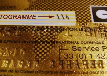 découvrez tout ce que vous devez savoir sur le cryptogramme de votre carte de crédit. apprenez son importance pour sécuriser vos transactions en ligne et comment le protéger des fraudes.