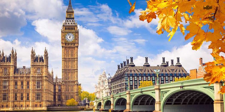 découvrez comment londres réagit au récent scandale du crédit auto, avec des réactions de politiciens, des experts financiers et des consommateurs touchés. analyse des implications et des solutions potentielles pour restaurer la confiance dans le système financier.