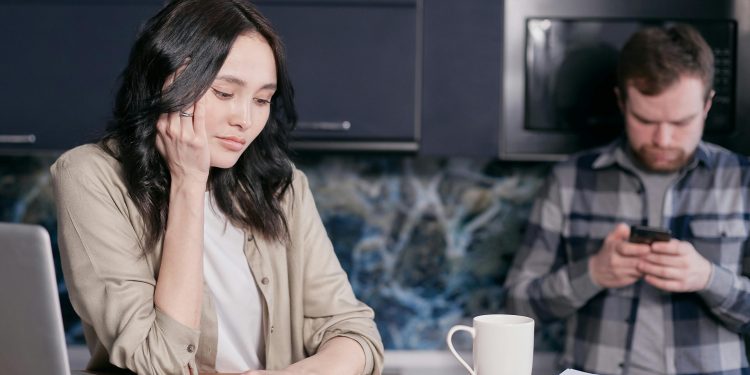 découvrez les dangers des mini-crédits et leur risque d'entraîner un surendettement. informez-vous sur les alternatives et les solutions pour gérer vos finances en toute sécurité.