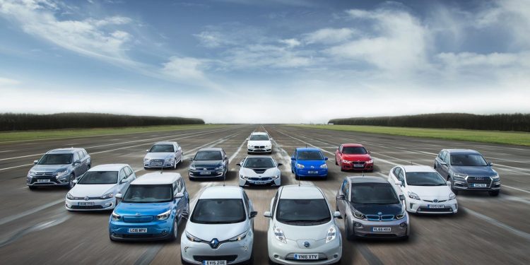 découvrez tout ce qu'il faut savoir sur les voitures électriques et les primes disponibles en 2025. profitez des avantages écologiques et financiers offerts par les nouvelles réglementations afin de vous orienter vers une mobilité durable et économique.