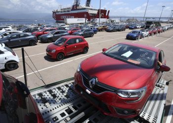 découvrez comment le leasing auto peut être une solution efficace face à l'inflation. analyse des avantages financiers, des options de location flexibles et des conseils pour faire le meilleur choix dans un contexte économique incertain.