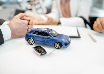 découvrez nos solutions de prêts automobiles adaptées à vos besoins. financez facilement l'achat de votre voiture neuve ou d'occasion avec des taux avantageux et des démarches simplifiées.