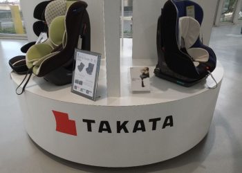 découvrez tout ce qu'il faut savoir sur les airbags takata : rappels, risques, conseils de sécurité et modèles concernés pour mieux protéger votre véhicule et ses occupants.