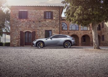 découvrez notre essai comparatif des ferrari et cadillac 2023 : performances, design, technologies et sensations de conduite. trouvez la voiture qui vous correspond parmi ces modèles d'exception.