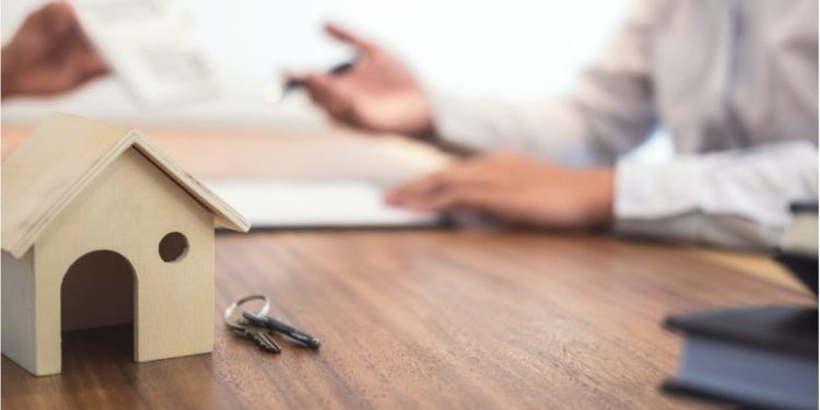 découvrez les réglementations de la fca qui encadrent les emprunts hypothécaires au royaume-uni. informez-vous sur les obligations légales, les droits des emprunteurs et les bonnes pratiques pour un crédit immobilier sécurisé.