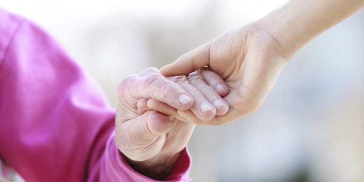 découvrez toutes les aides disponibles pour l'achat et l'entretien de voitures électriques : primes gouvernementales, bonus écologiques et conseils pour bénéficier des meilleures subventions en 2024.