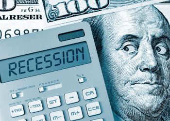 découvrez l'impact d'une récession sur l'accès aux prêts bancaires, les taux d'intérêt et les conseils pour emprunter en période de ralentissement économique.
