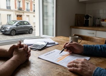 Leasing automobile : UFC-Que Choisir met en garde contre les frais dissimulés dans les contrats de LOA et LLD